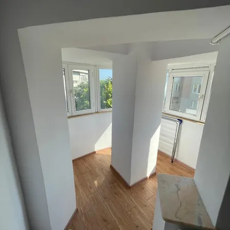 Apartament Gara Apartment *